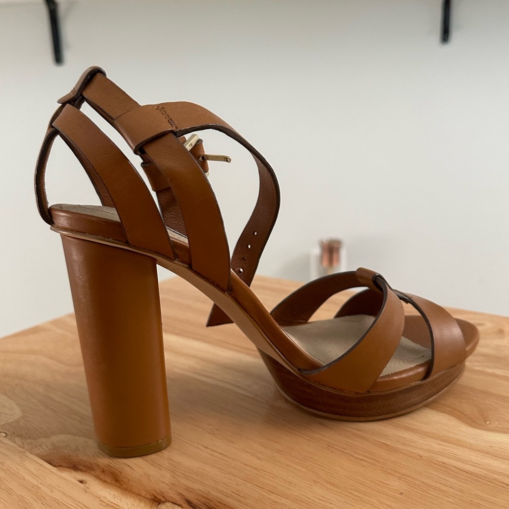 Massimo Dutti Lather Sandals